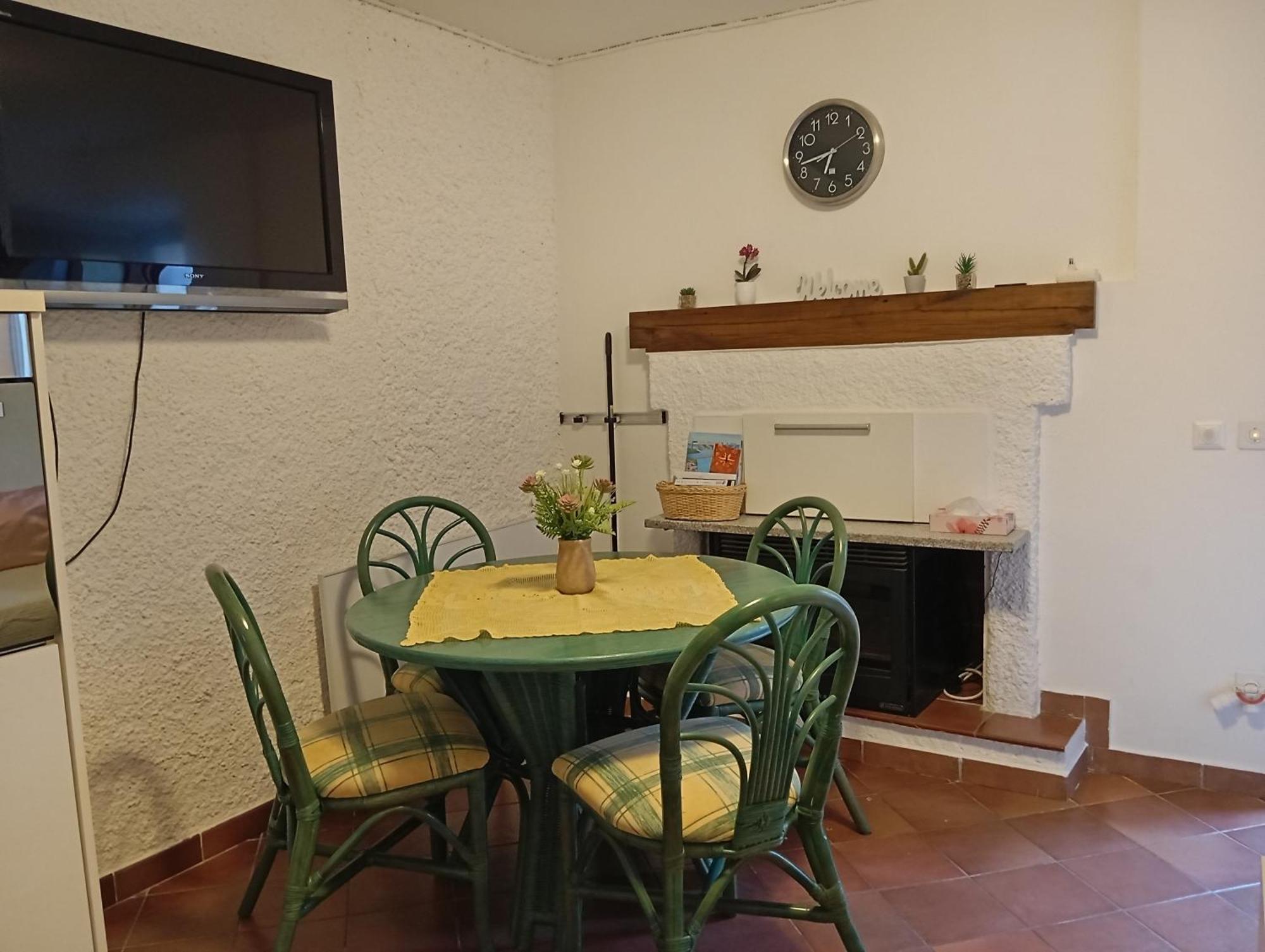 Minicasa Vila Bellinzona Exterior foto